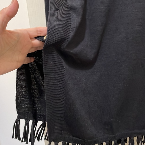 Lilly Pulitzer black long sleeve sweater (sz xs) - Picture 9 of 9